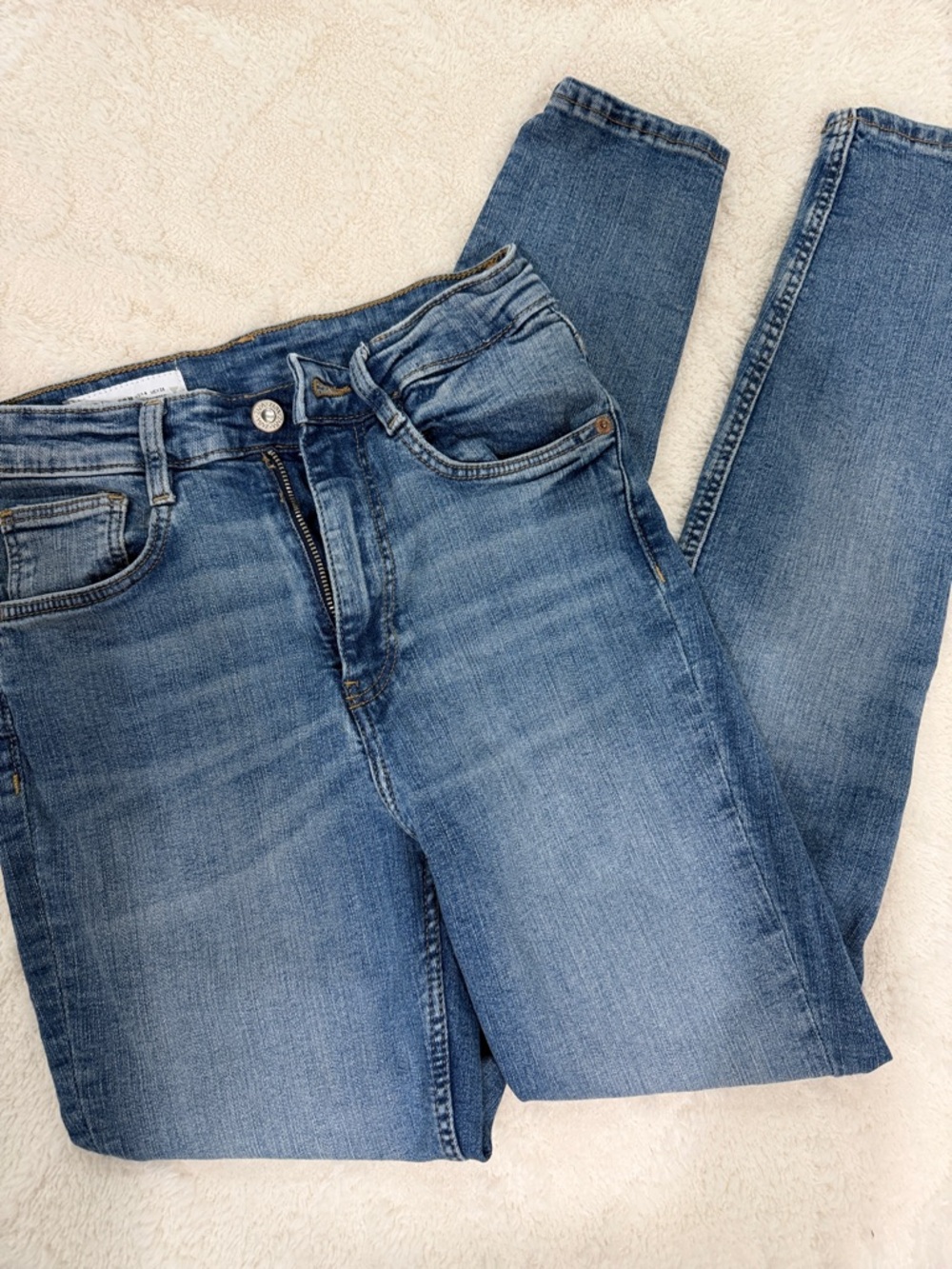 Zara Women’s Skinny Jeans